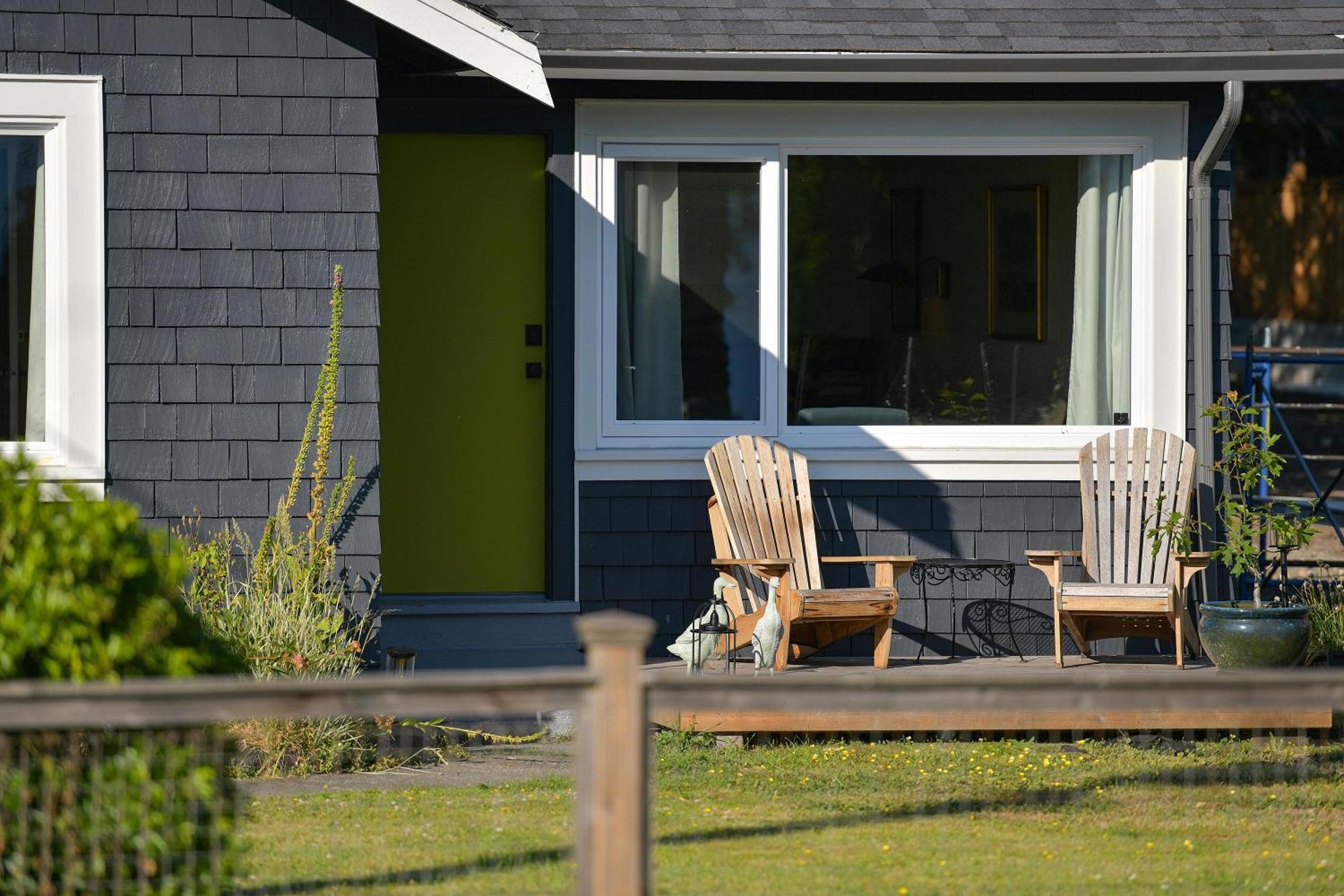 The Bayside Cottage North Saanich Exterior photo